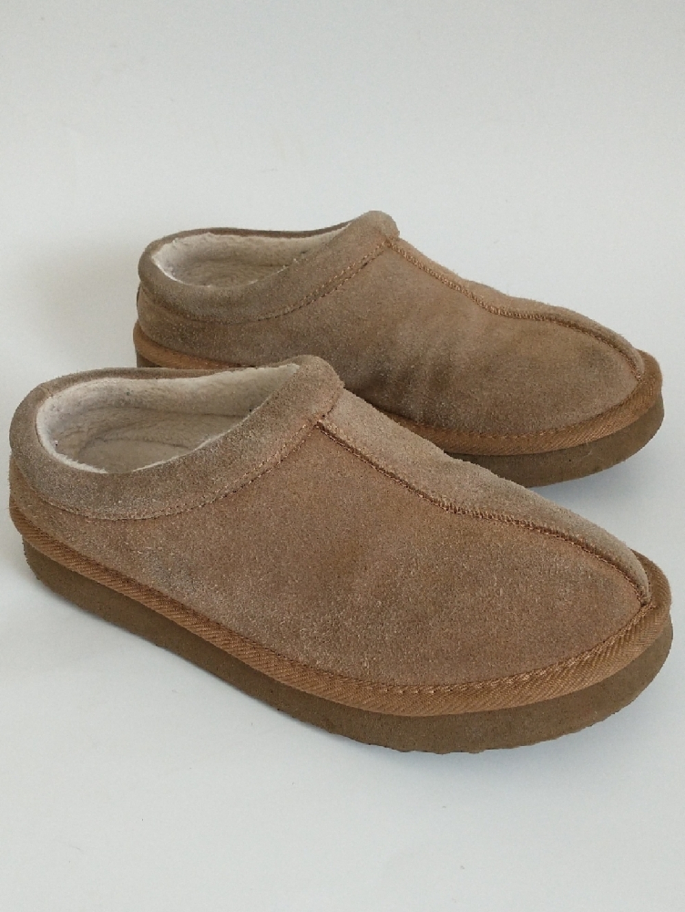 Women’s Cozy Suede Mule Slippers Size 7 Light Brown Plush Lined UGG Style - Picture 5 of 9